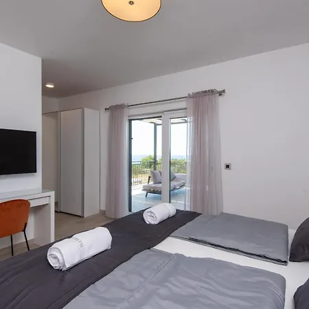 Olive Tree Vila Orebić