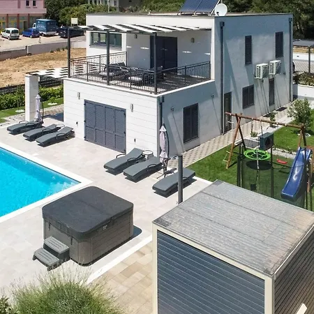 Holiday Villa Olive Tree * Orebić